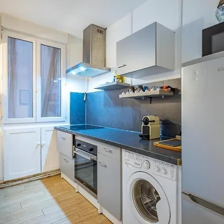 Equipe Au Bord De La Des Catalans Apartment